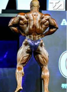 Phil Heath haciendo la expansión dorsal vista de espaldas